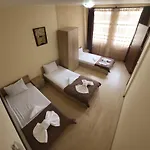 Twain Apart&rooms София