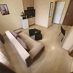 Twain Apart&rooms Aparthotel