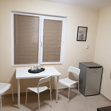 Twain Apart&rooms 3* Sofia