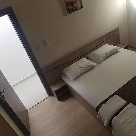 Twain Apart&rooms Aparthotel