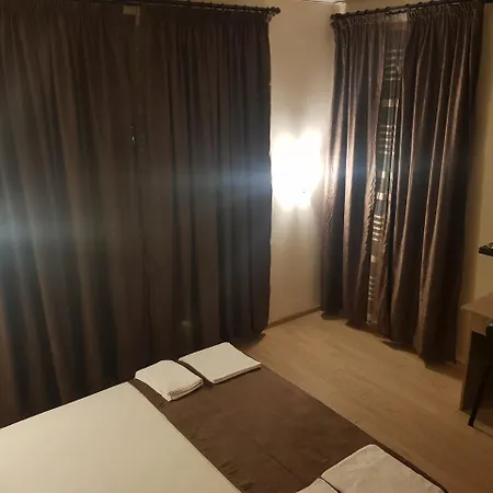 Twain Apart&rooms Aparthotel 3*