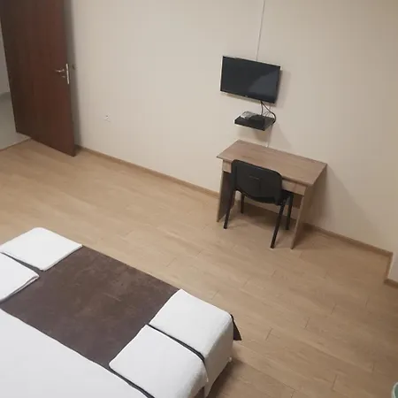 Twain Apart&rooms Aparthotel