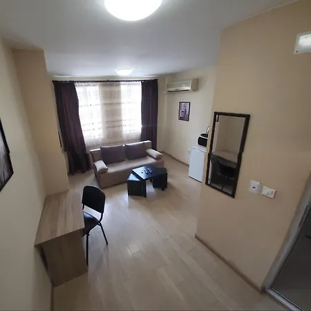 Twain Apart&rooms 3*