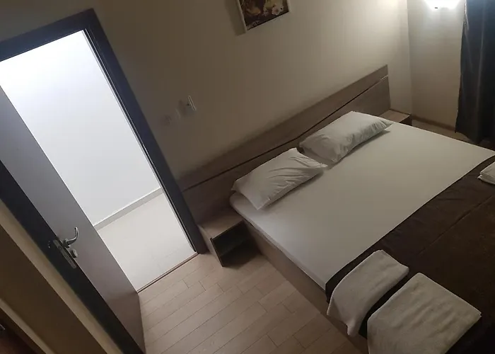 Twain Apart&rooms Aparthotel